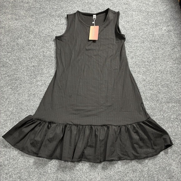 Anyshow Dresses & Skirts - Anyshow Black Ribbed Sleeveless Ruffle Hem Mini Dress Size Small Boho LBD